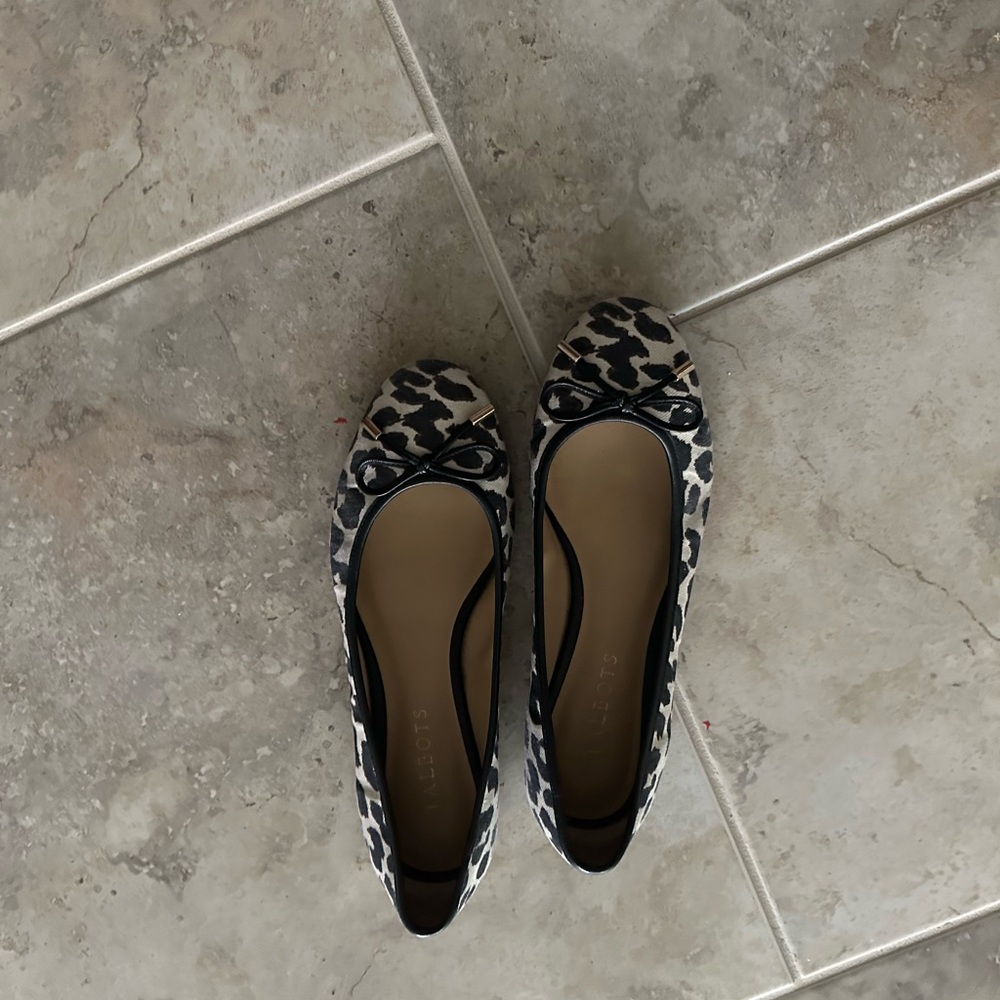 Women’s Talbots Flats